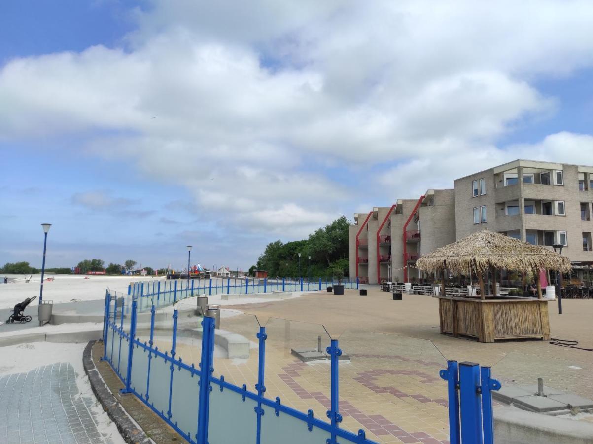 Appartement Ijsselmeer Makkum Strand Luaran gambar