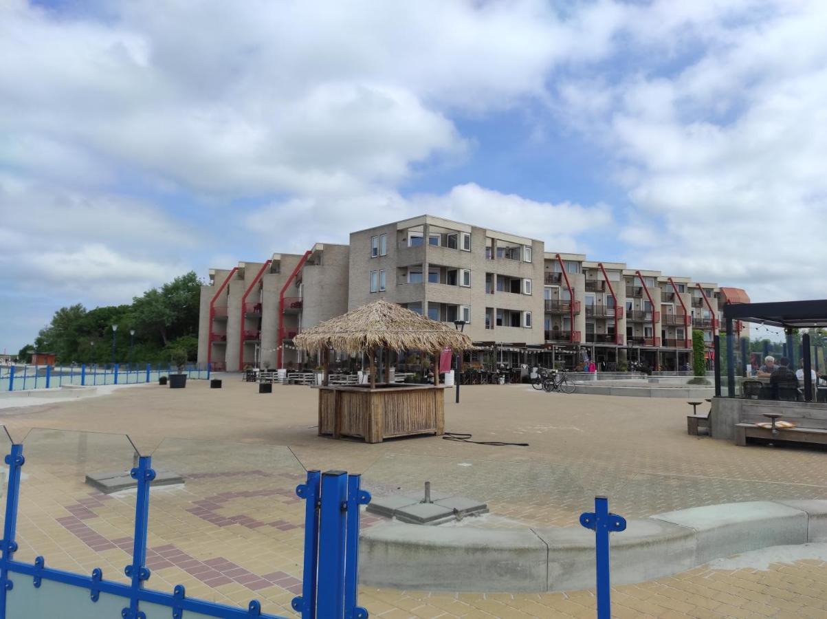 Appartement Ijsselmeer Makkum Strand Luaran gambar